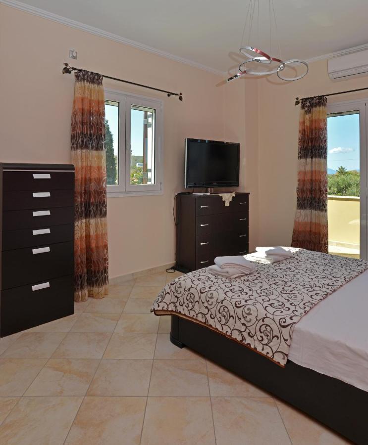 Villa Konstantinos 6 Bedrooms Aegina Dış mekan fotoğraf